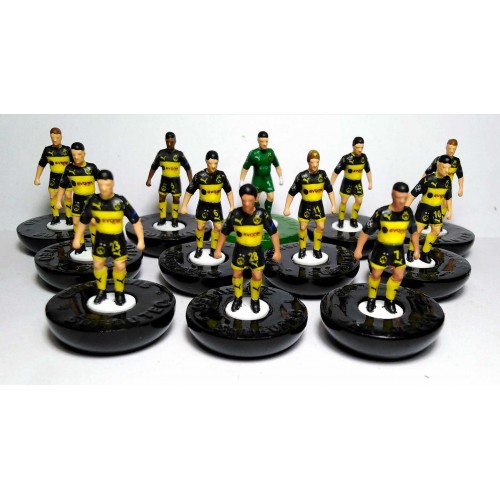 Subbuteo Andrew Table Soccer Borussia Dortmund 2019-20 Champions League kit on Classic Hasbro bases